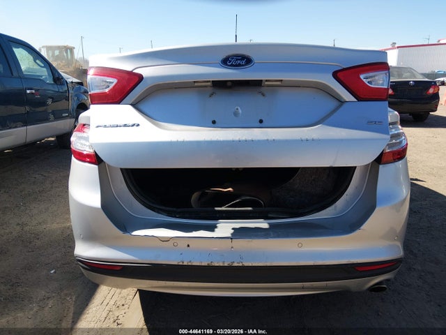 FORD FUSION SE - 6