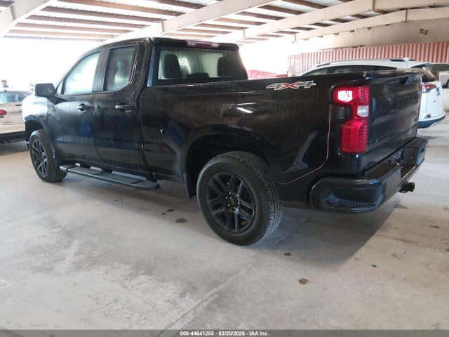 CHEVROLET SILVERADO 1500 4WD STANDARD BED CUSTOM - 3