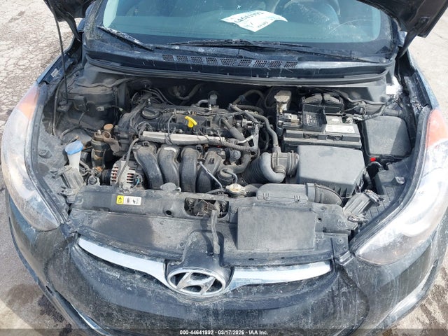 HYUNDAI ELANTRA SE - 10