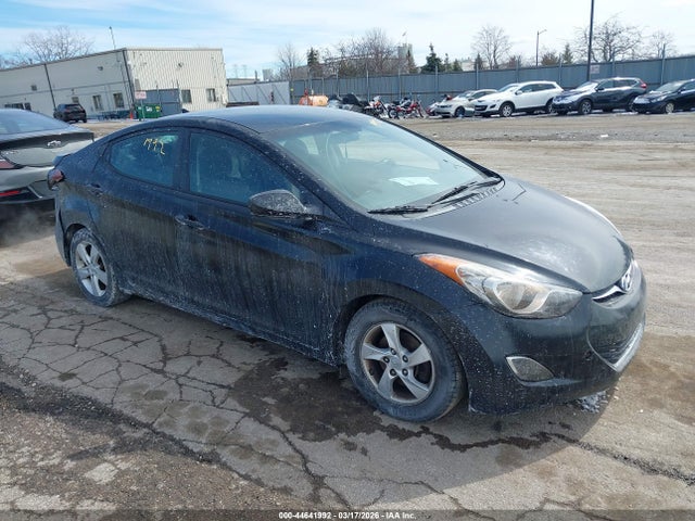 HYUNDAI ELANTRA SE - 1