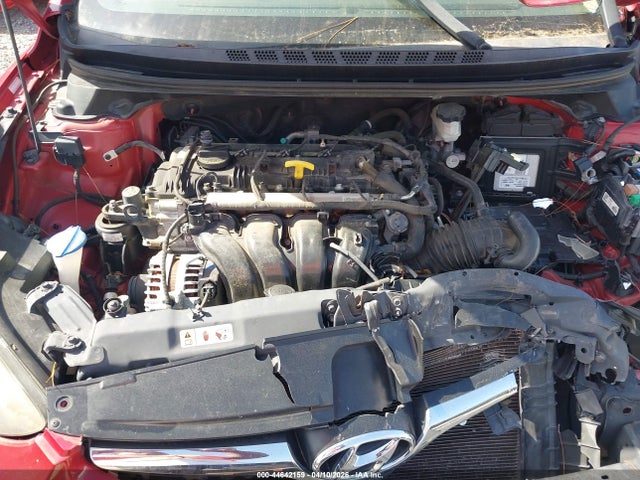 HYUNDAI ELANTRA VALUE EDITION - 10