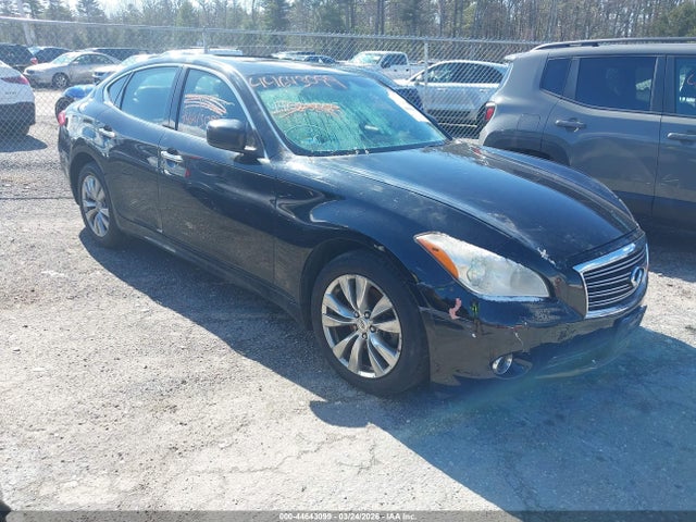 2012 INFINITI M37 