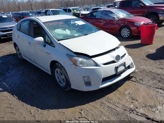 TOYOTA PRIUS - 1