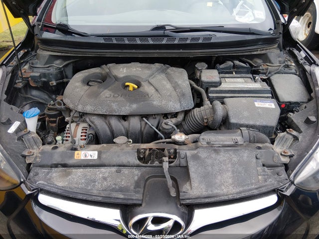 HYUNDAI ELANTRA SE - 10