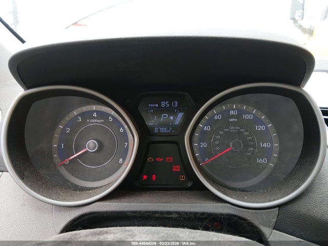 HYUNDAI ELANTRA SE - 7