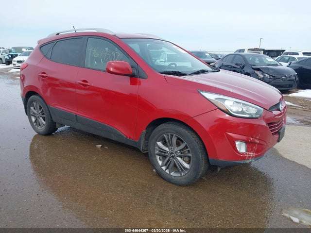 2015 HYUNDAI TUCSON SE