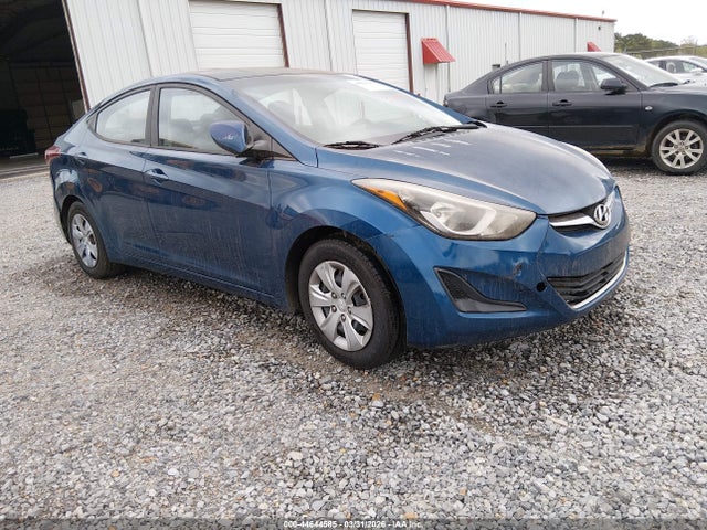 HYUNDAI ELANTRA SE - 1