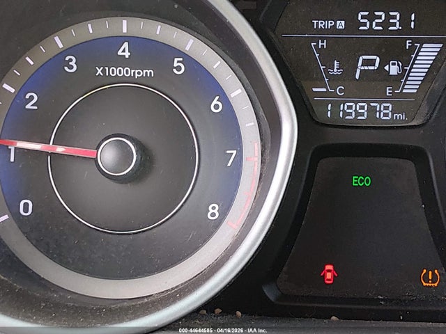 HYUNDAI ELANTRA SE - 7