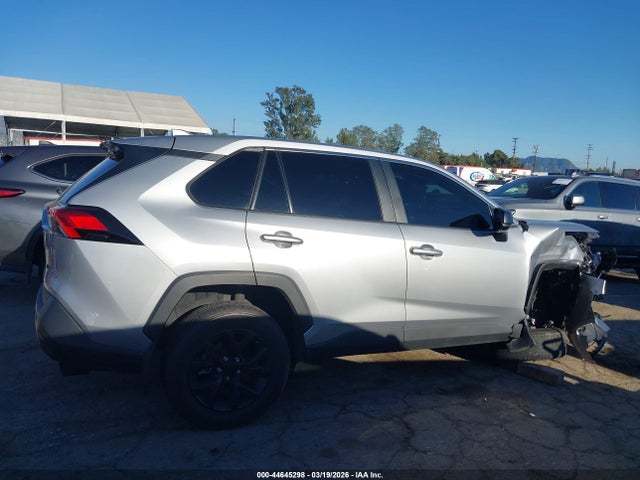 2022 TOYOTA RAV4 LE 13