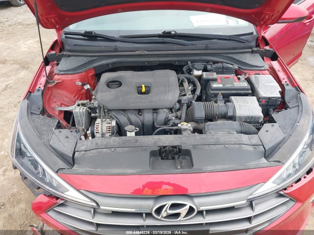 HYUNDAI ELANTRA - 10