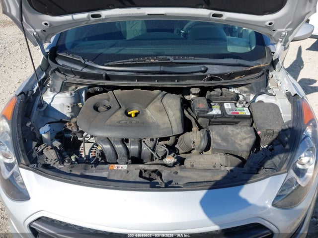 HYUNDAI ELANTRA GT - 10