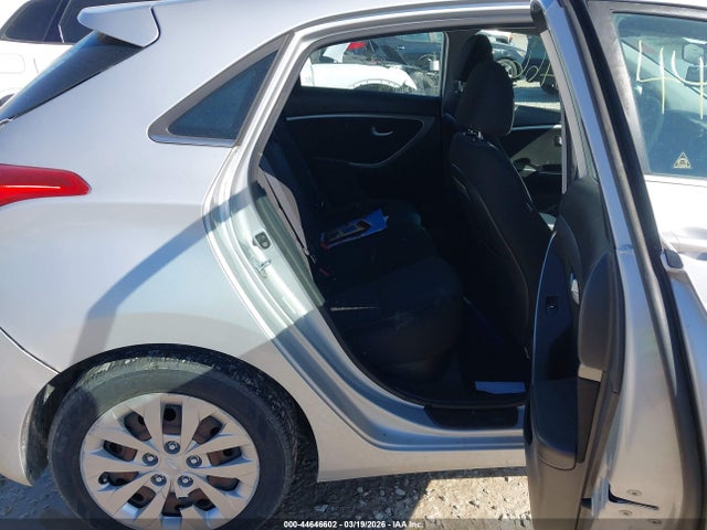 HYUNDAI ELANTRA GT - 8