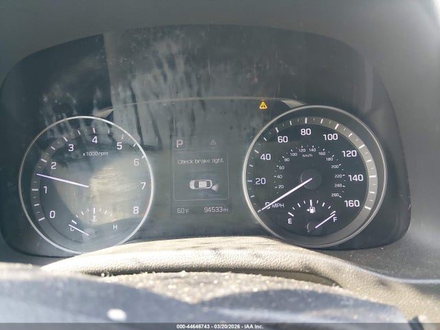 HYUNDAI ELANTRA VALUE EDITION - 7