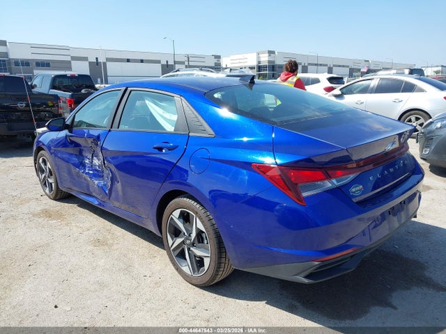 HYUNDAI ELANTRA SEL - 3