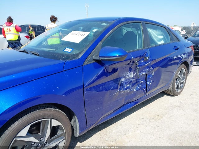 HYUNDAI ELANTRA SEL - 6