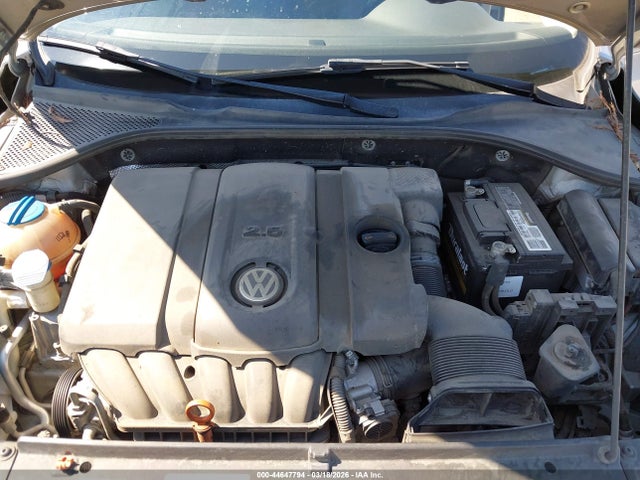2012 Volkswagen PASSAT 2.5L SE — фото 10