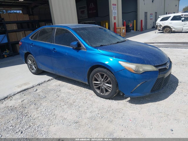 2017 TOYOTA CAMRY SE