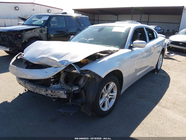 DODGE CHARGER SXT RWD - 2