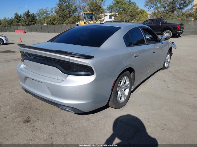 DODGE CHARGER SXT RWD - 4