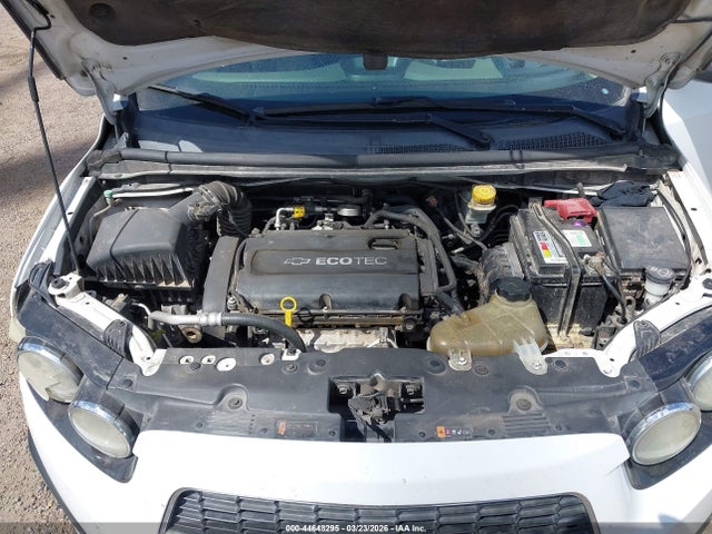 CHEVROLET SONIC LT AUTO - 10