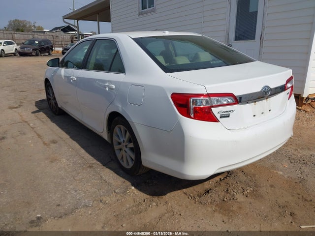 TOYOTA CAMRY - 3
