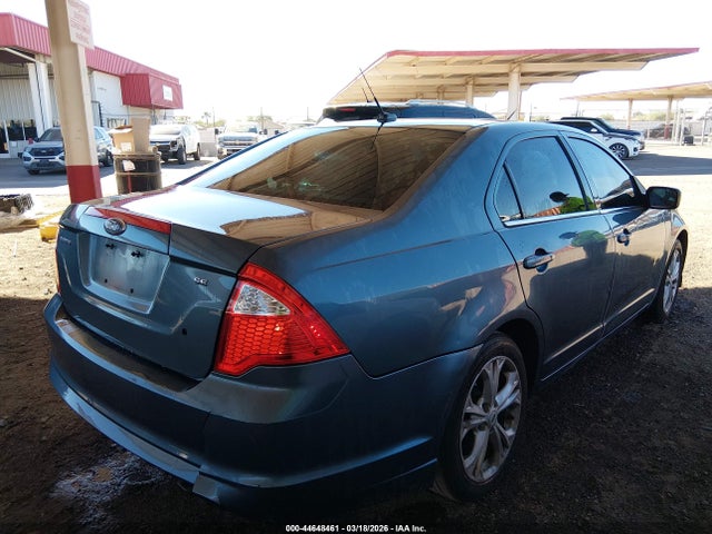 FORD FUSION SE - 4