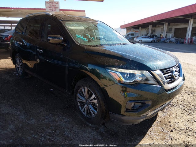 2018 NISSAN PATHFINDE SV