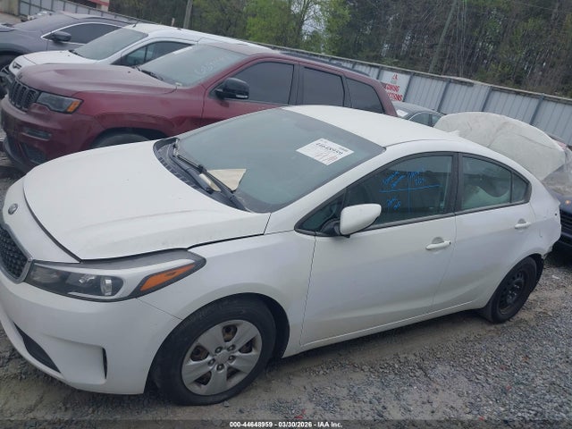 2018 KIA FORTE LX — миниатюра 15