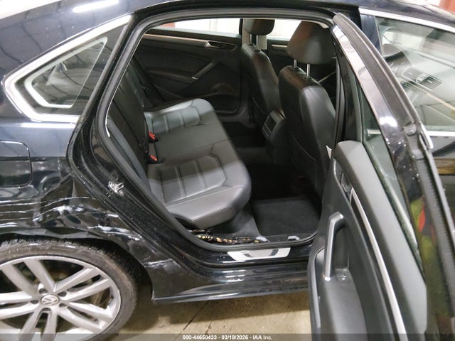 صورة 8 لـ 2017 Volkswagen PASSAT 1.8T R-LINE