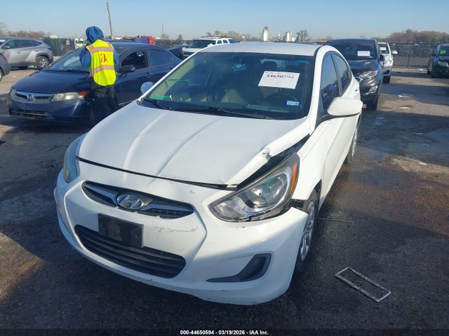 HYUNDAI ACCENT - 2