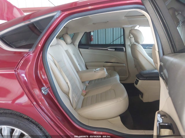 FORD FUSION HYBRID SE - 8