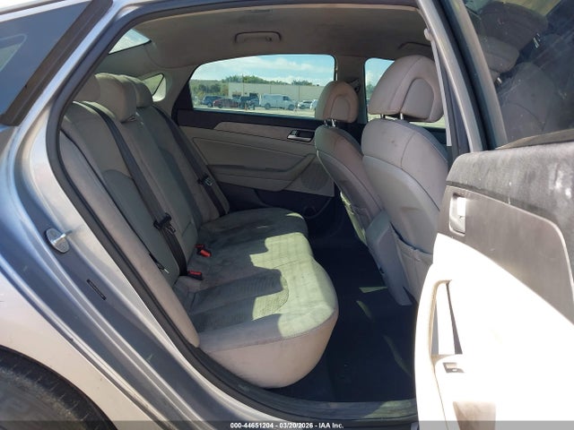 HYUNDAI SONATA SE - 8