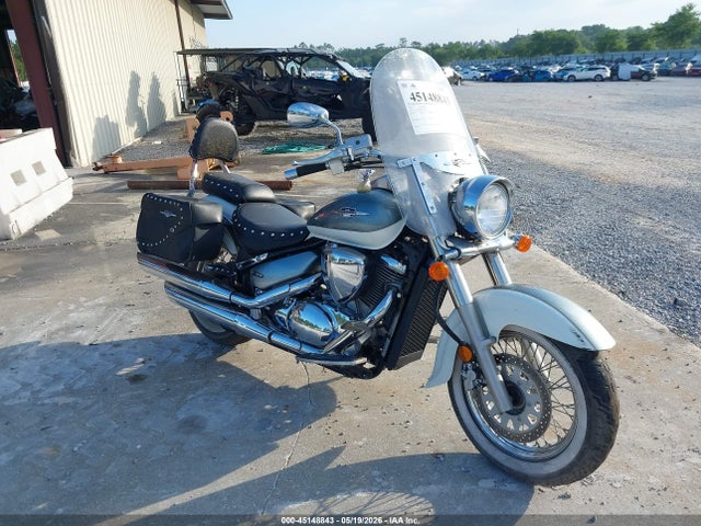 2011 SUZUKI VL800 