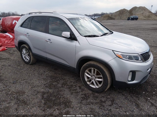 2014 KIA SORENTO LX