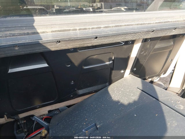 CHEVROLET AVALANCHE 1500 - 6