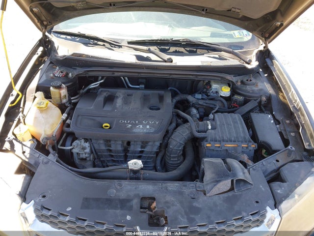 DODGE AVENGER MAINSTREET - 10