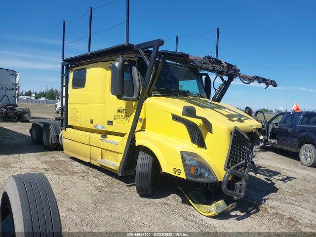 2014 VOLVO VN VNL