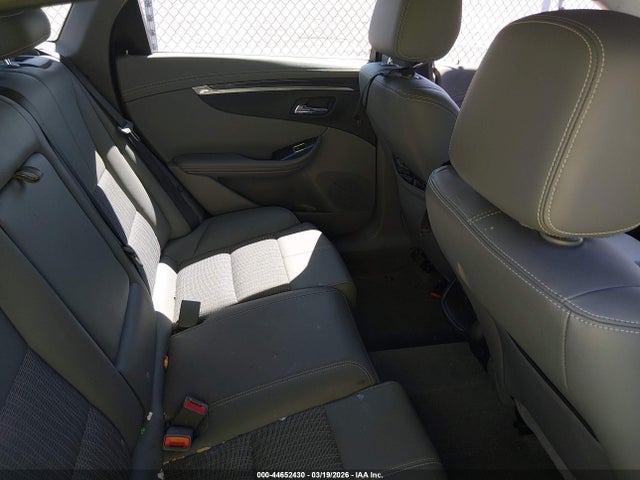 CHEVROLET IMPALA 1LT - 8