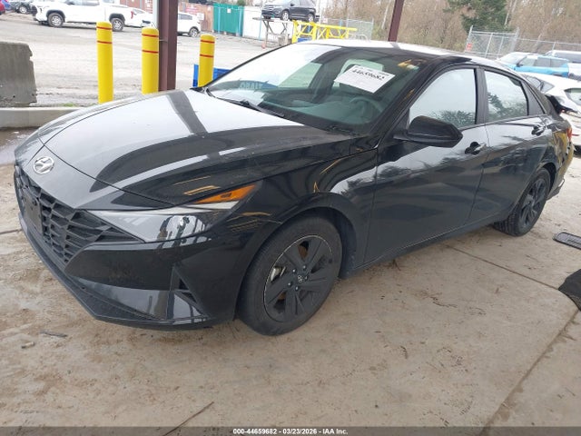 HYUNDAI ELANTRA SEL - 2