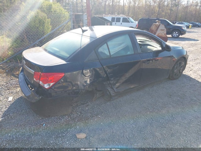 CHEVROLET CRUZE LS AUTO - 4