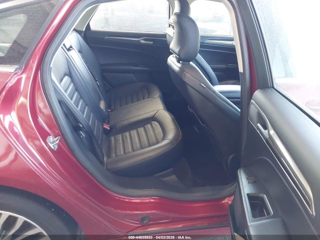 FORD FUSION SE - 8