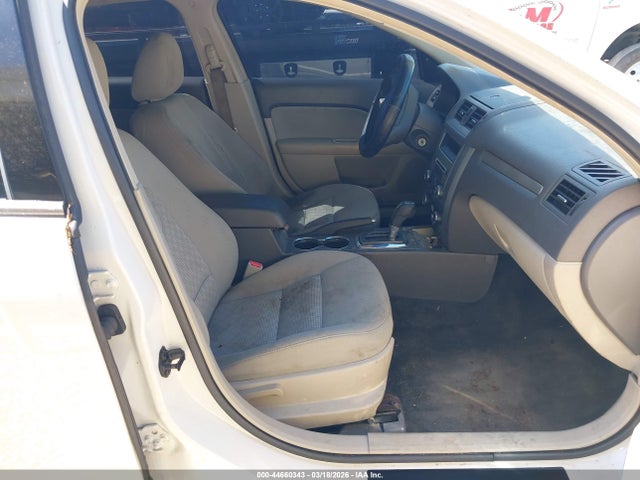 FORD FUSION SE - 5