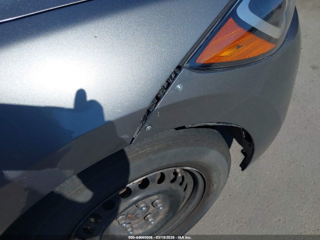 HYUNDAI ELANTRA SE - 6