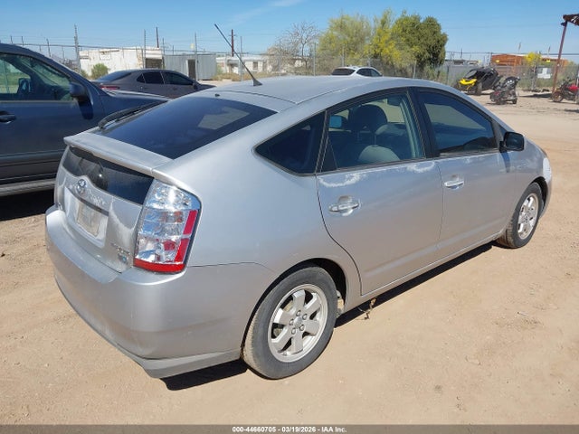TOYOTA PRIUS - 4