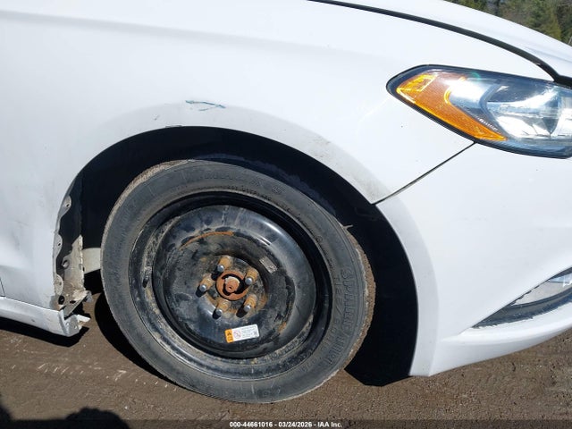 FORD FUSION SE - 6