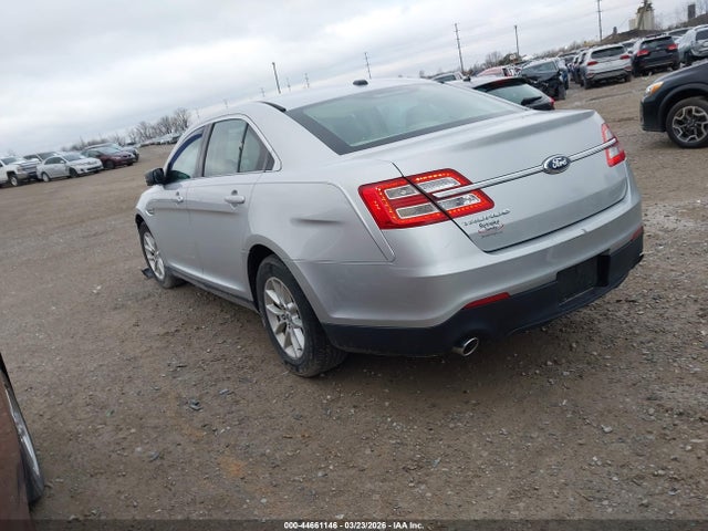 FORD TAURUS SE - 3