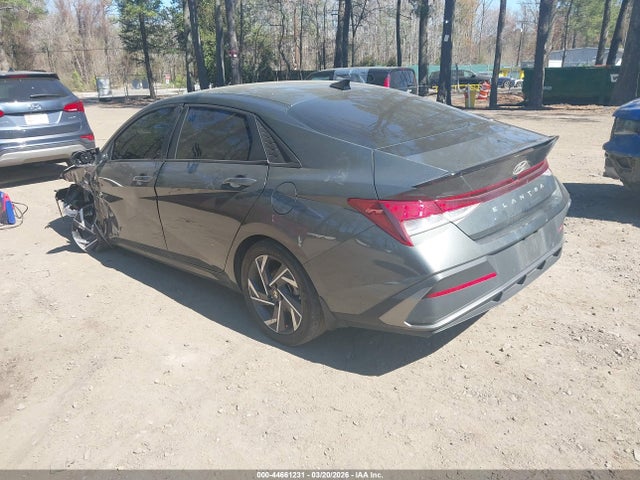 HYUNDAI ELANTRA SEL SPORT - 3