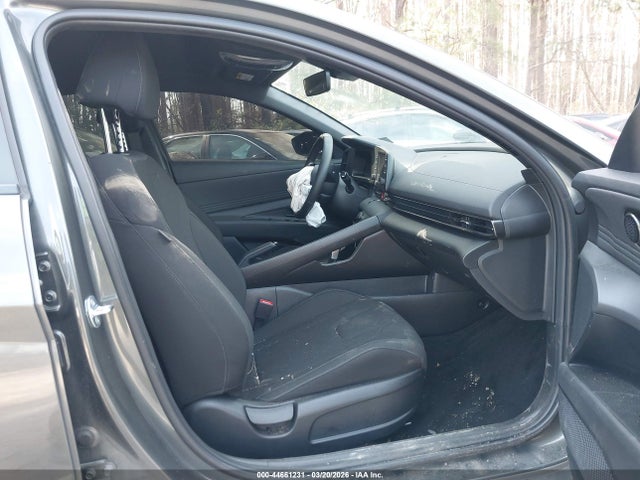 HYUNDAI ELANTRA SEL SPORT - 5