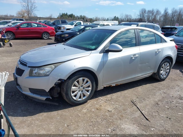 CHEVROLET CRUZE 1LT - 2