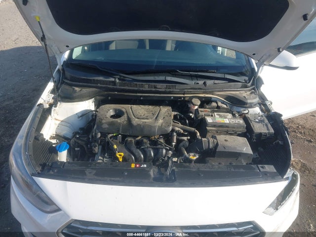 HYUNDAI ACCENT SE - 10